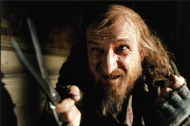 Ben Kingsly as Fagin.